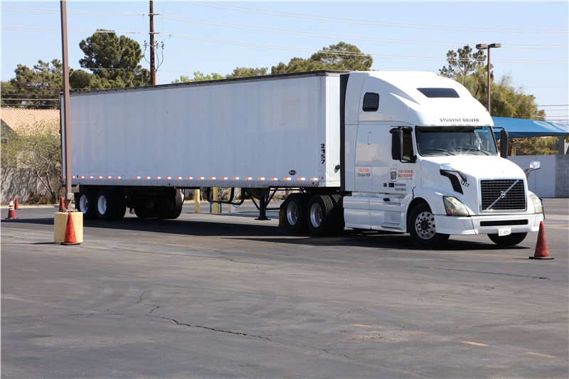 The White-Glove Route: Why CDL Careers in Local Truck Driving Are the Industry’s Gold Standard
